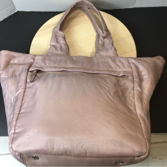 The Caraa Cumulus Cloud Large Tote Bag Light Pink - Picture 7 of 16